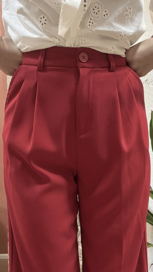 Pantalon à pinces LAZARE rouge – Image 3